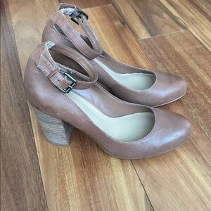 Women's Tan Ankle-Strap Block Heel Pumps